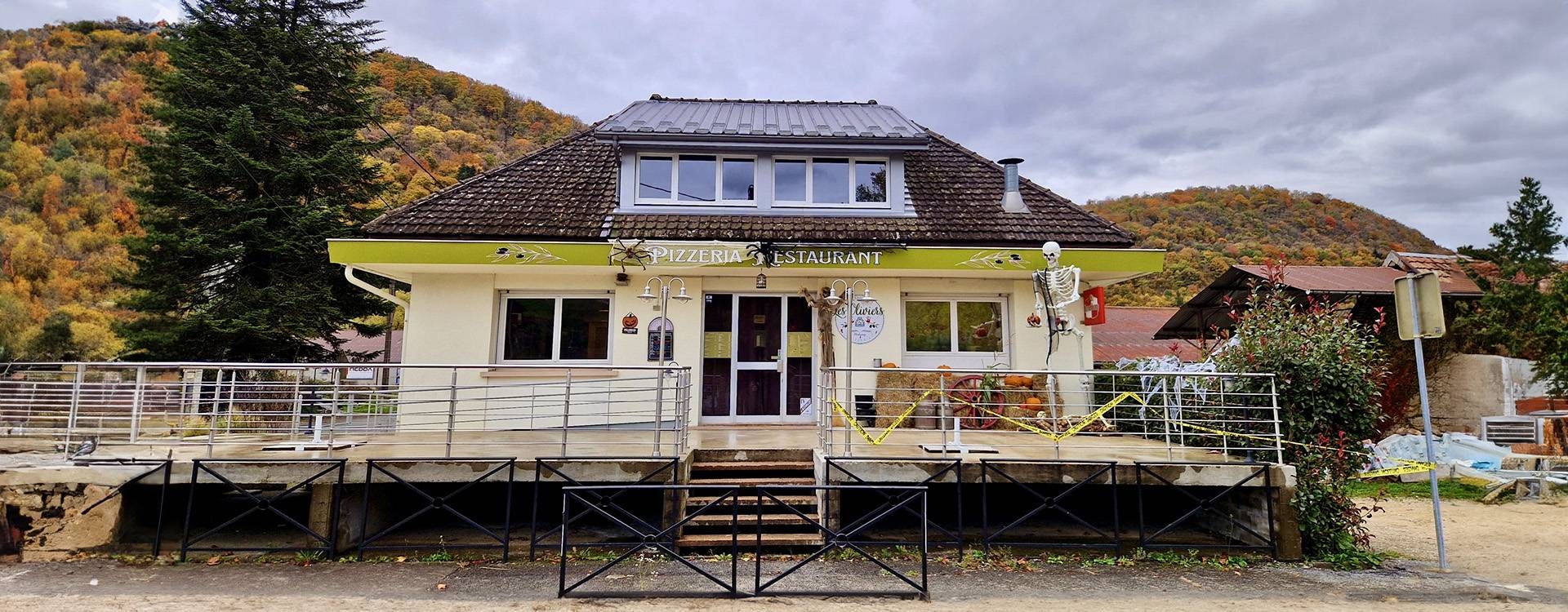 Les Oliviers - Restaurant Montgesoye - les meilleurs restaurant de MONTGESOYE