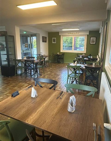 Restaurant - Les Oliviers - Restaurant Doubs - restaurant MONTGESOYE