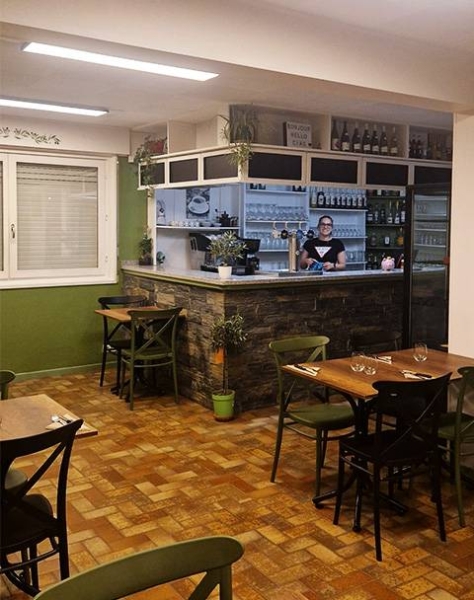 Restaurant - Les Oliviers - Restaurant Doubs - manger a MONTGESOYE